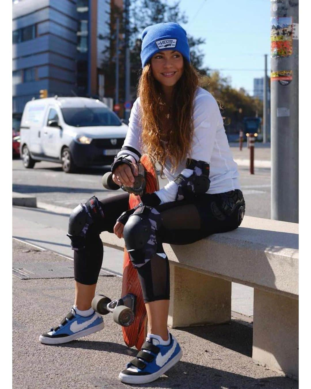 シャキーラさんのインスタグラム写真 - (シャキーラInstagram)「Surf skating with my friends!  📸 by @jaumedelaiguana」11月17日 6時05分 - shakira