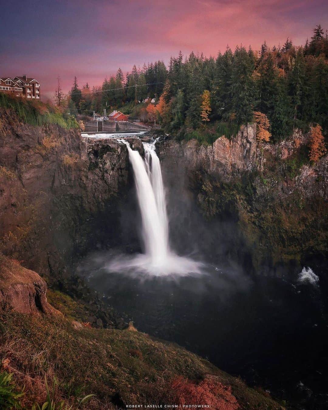 instagoodさんのインスタグラム写真 - (instagoodInstagram)「@chismphotowerx ~🍁Snoqualmie  Falls🍁~ What do you think of this place?」11月17日 6時40分 - instagood