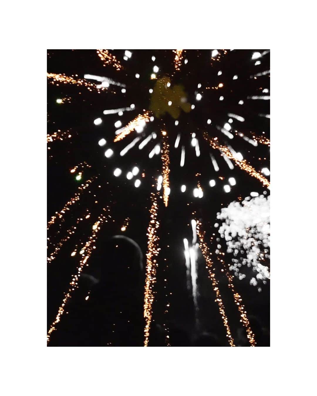 デビッドヤーマンのインスタグラム：「Fireworks over the Eiffel Tower were an inspiration for Starburst—a celebration of light and excitement. Explore the collection via our bio link. #DavidYurman」