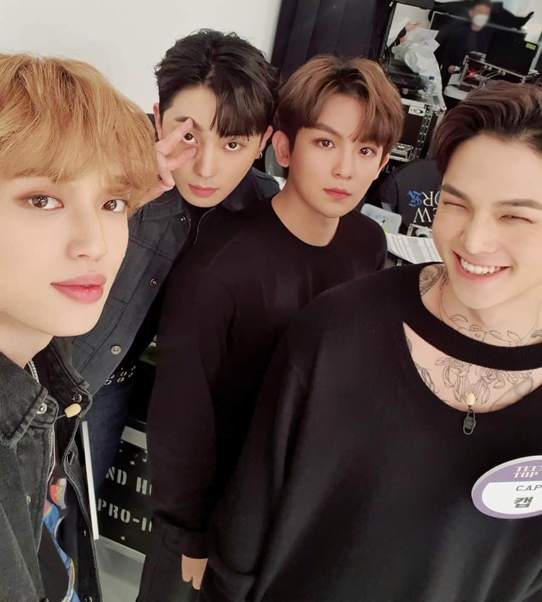 【公式】TEEN TOPさんのインスタグラム写真 - (【公式】TEEN TOPInstagram)「💜MOKKOJI LIVE with TEEN TOP💜 ⠀ 틴탑과 함께 모꼬지 라이브 본방사수!  잠시 후 밤 6시(KST) 모꼬지 대한민국 홈페이지에서 만나요👼   COME N JOY, MOKKOJI💜 https://tinyurl.com/y3465suc   #MOKKOJIKOREA #모꼬지대한민국 #KOFICE #MCST #Kfood #Kpop #TEENTOP #틴탑 #MokkojiLive」11月17日 17時30分 - official_teentop