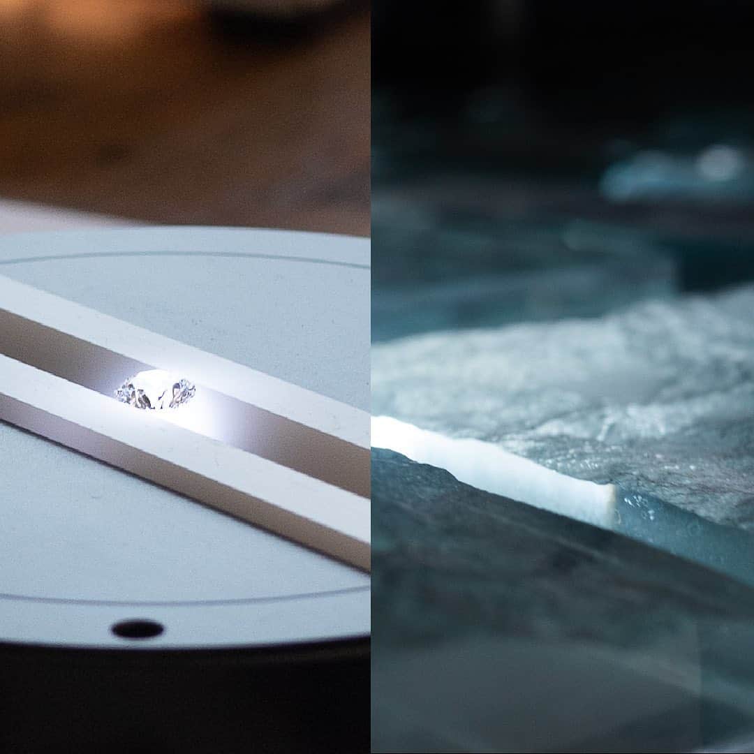 Chaumetさんのインスタグラム写真 - (ChaumetInstagram)「A virtuoso play with light. Through diamonds and glass, light magically turns into an object. In the third episode of Maison Chaumet’s new podcasts series, our diamond expert Pascal and architectural glassmaker Emmanuel Barrois discuss the common traits between their crafts and how they are both light artists in their own ways. Listen to the episode on chaumet.com, Apple Podcasts, Spotify, Deezer and other major broadcast platforms. Available in English and French versions. #Chaumet #ChaumetVirtuosity #ConversationsVirtuoses #ChaumetPodcasts」11月17日 17時45分 - chaumetofficial