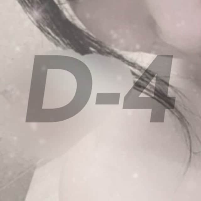 佐山愛のインスタグラム：「❤︎  20.11.21(sat)  22:00  Instalive」