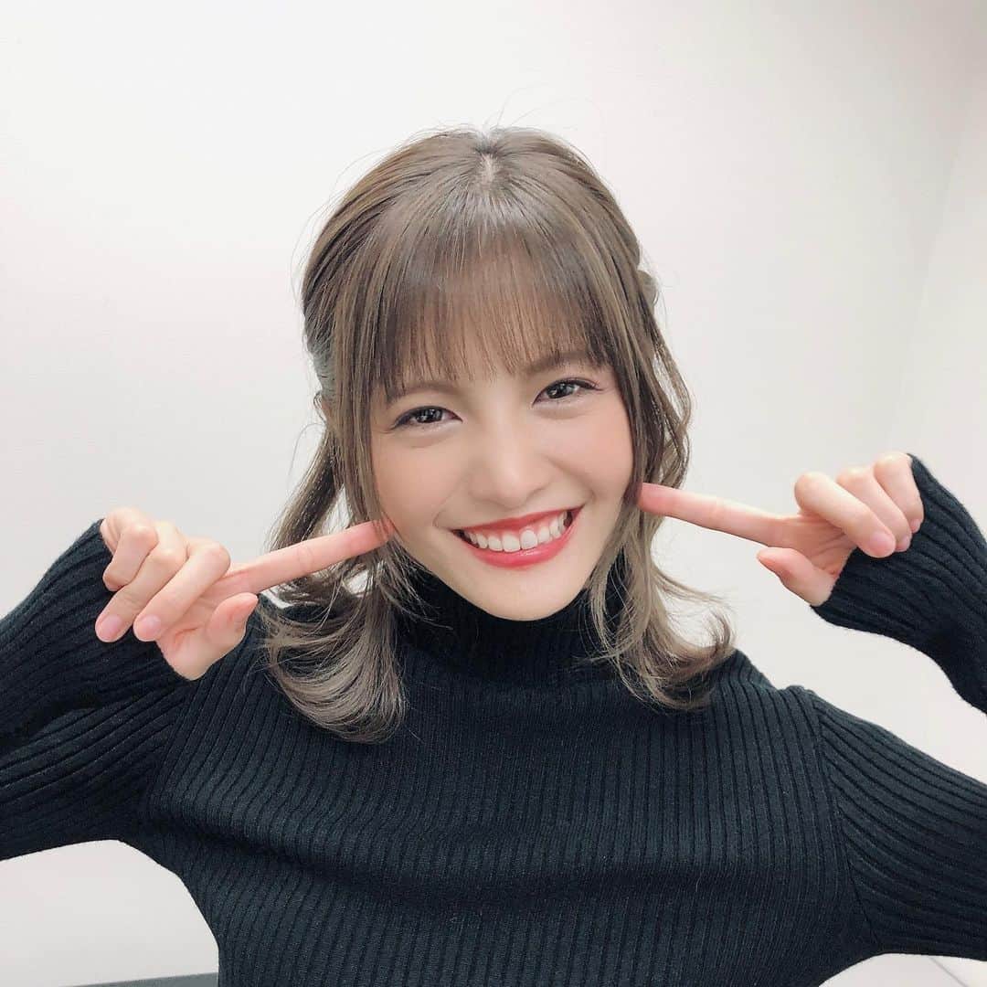 美沙玲奈のインスタグラム：「♡ 撮影終わり🐾バリ笑顔😈」
