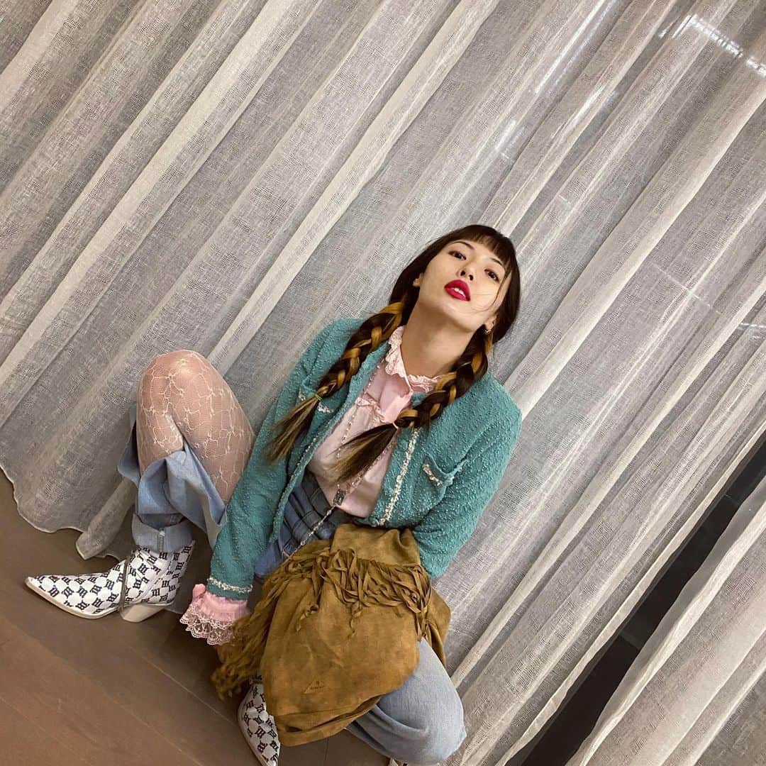 ヒョナ さんのインスタグラム写真 - (ヒョナ Instagram)11月17日 18時08分 - hyunah_aa