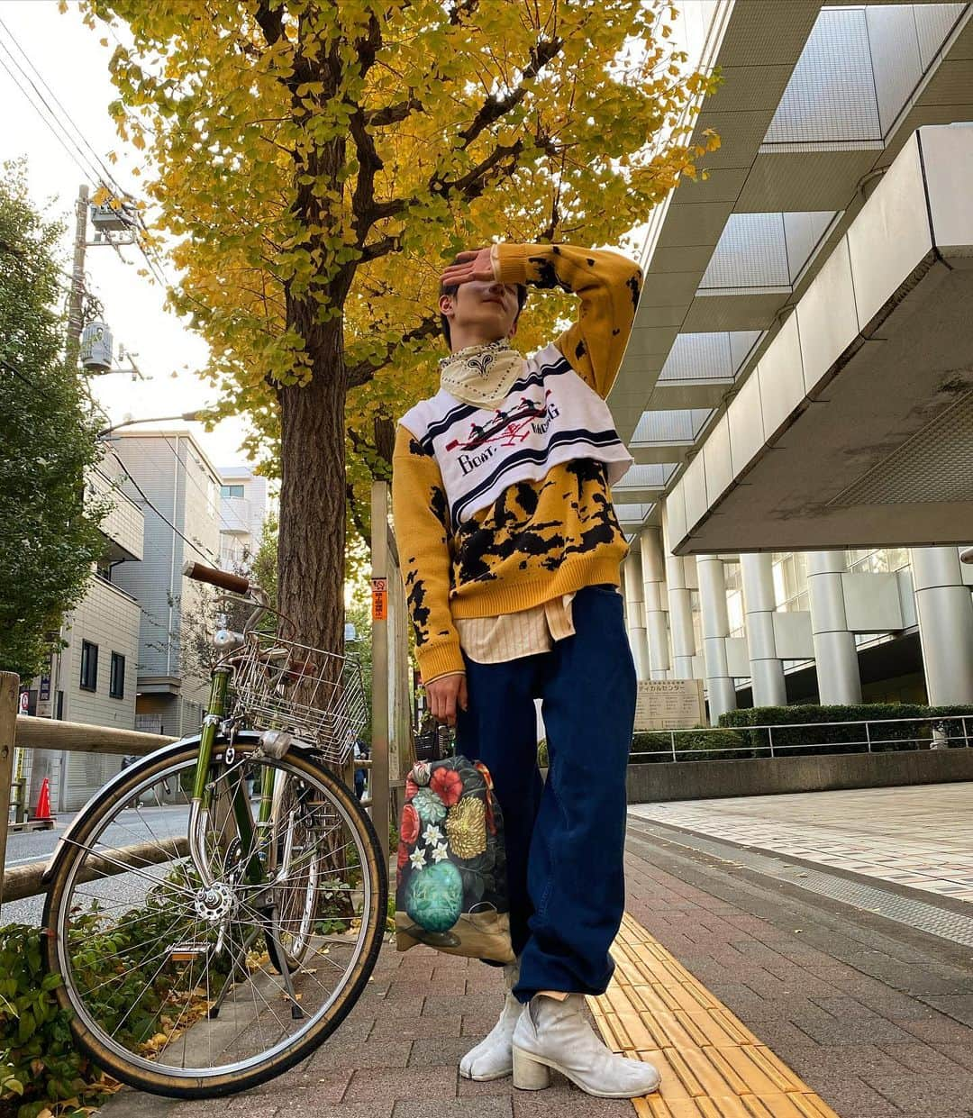 くろがねのあさんのインスタグラム写真 - (くろがねのあInstagram)「🍁🍁🍁🍁🍁🍁  #fashion #fashiongram #coordinate #gucci #오오티디 #데일리패션 #데일리룩 #멋스타그램 #패션 #일상룩 #옷 #옷스타그램 #패션스타그램 #스타일링 #좋아요 #tokyofashion #autumn #fall #autumnfashion #fallfashion #gucci #maisonmargiela #margiela」11月17日 18時11分 - 3.noa_kun.3