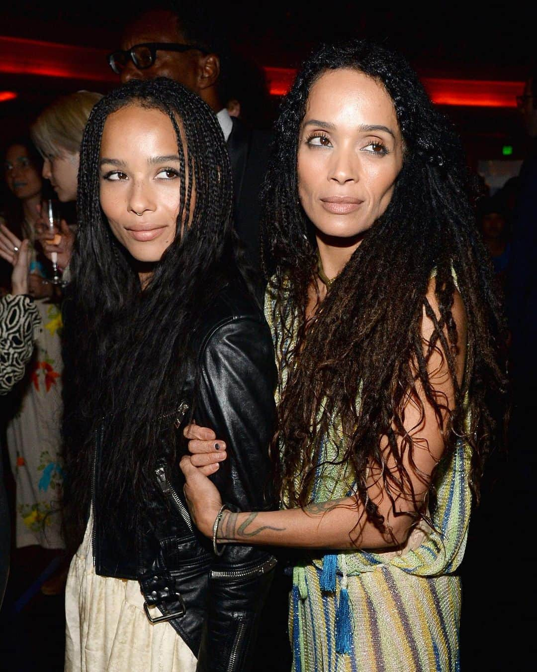 WHO WHAT WEARさんのインスタグラム写真 - (WHO WHAT WEARInstagram)「She is the moment. ✨ HBD to the absolutely legendary Lisa Bonet. photos: getty, shutterstock」11月17日 9時34分 - whowhatwear