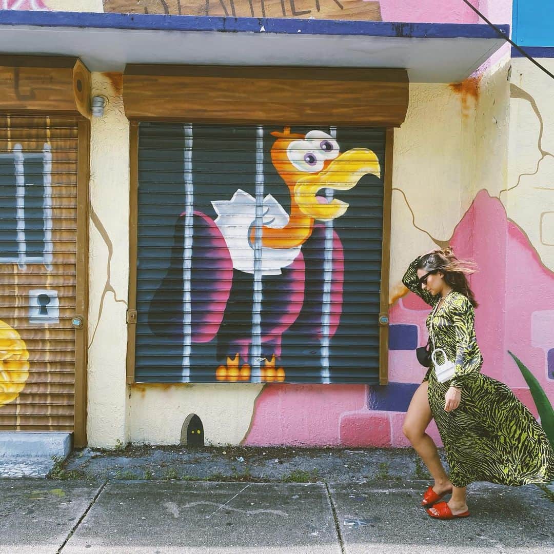 Ana Brenda Contrerasのインスタグラム：「Por ahora 💖」