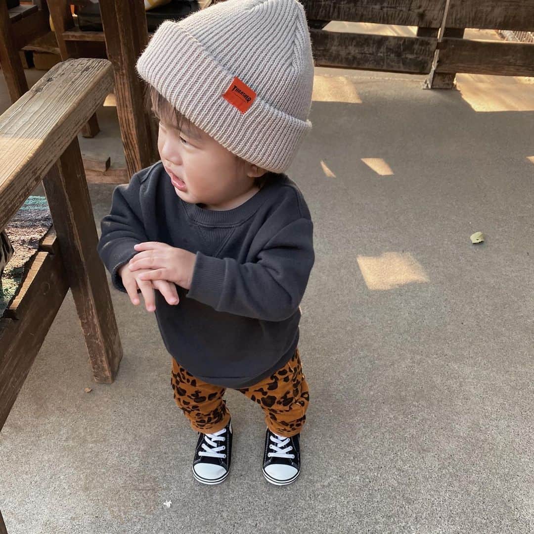 樽見麻緒のインスタグラム：「𝙱𝙰𝙱𝚈 𝙵𝙰𝚂𝙷𝙸𝙾𝙽𓌅𓂅 ヒョウ柄すきだなぁー🐅🖤(母が笑)」