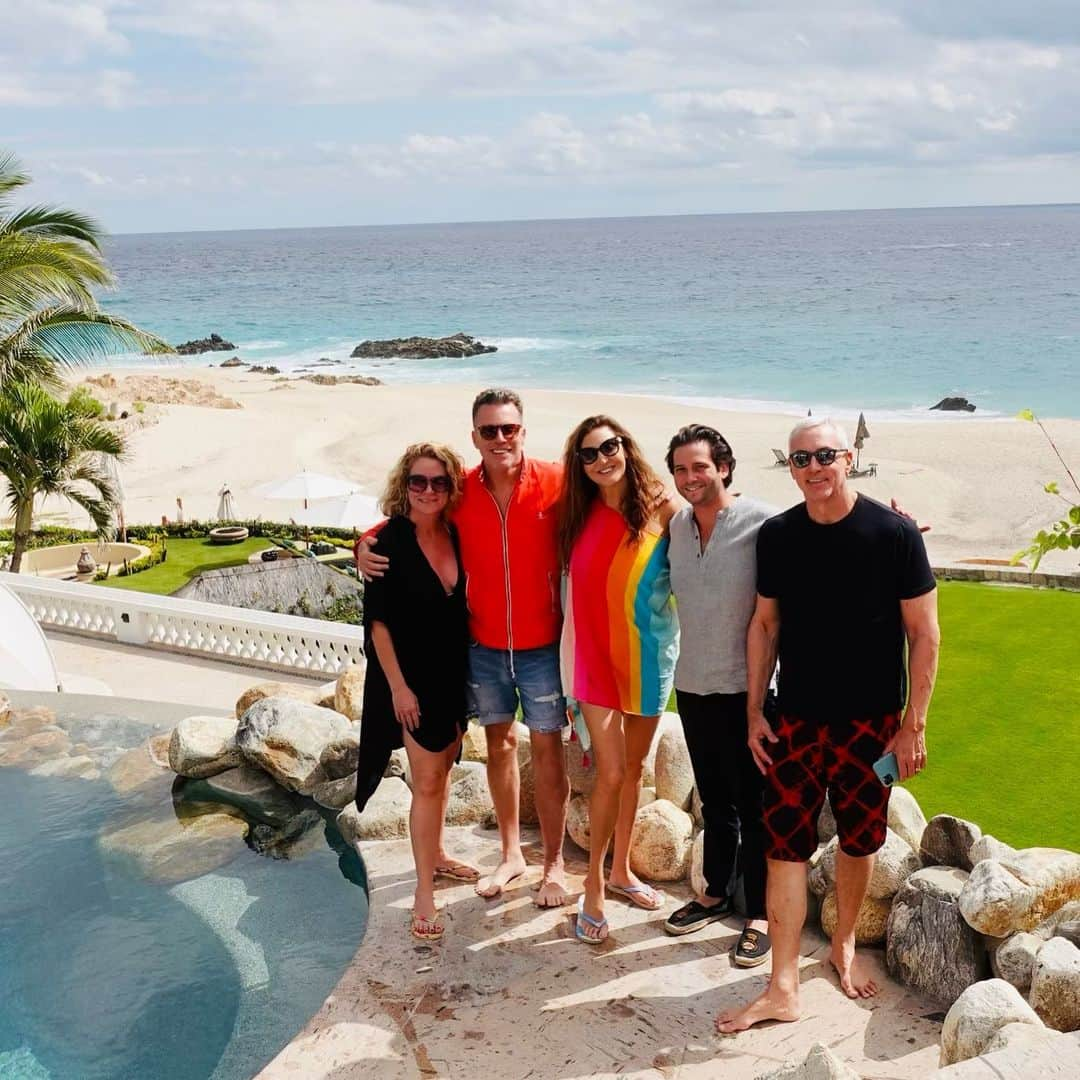 ヘザー・マクドナルドさんのインスタグラム写真 - (ヘザー・マクドナルドInstagram)「Chris Franjola and Sarah Colonna join me on tomorrow’s Juicy Scoop! We recorded from Cabo and describe all of the antics that take place with everyone on this trip, including Dr. Drew Pinsky and Million Dollar Listing Josh Flagg’s drowning cell phone. Why all married people need cameras inside their homes. What life would be like if you married a ghost. The Miss USA contest and the Juicy Scoop history behind it. & more!! Episode up at midnight.」11月17日 10時20分 - heathermcdonald