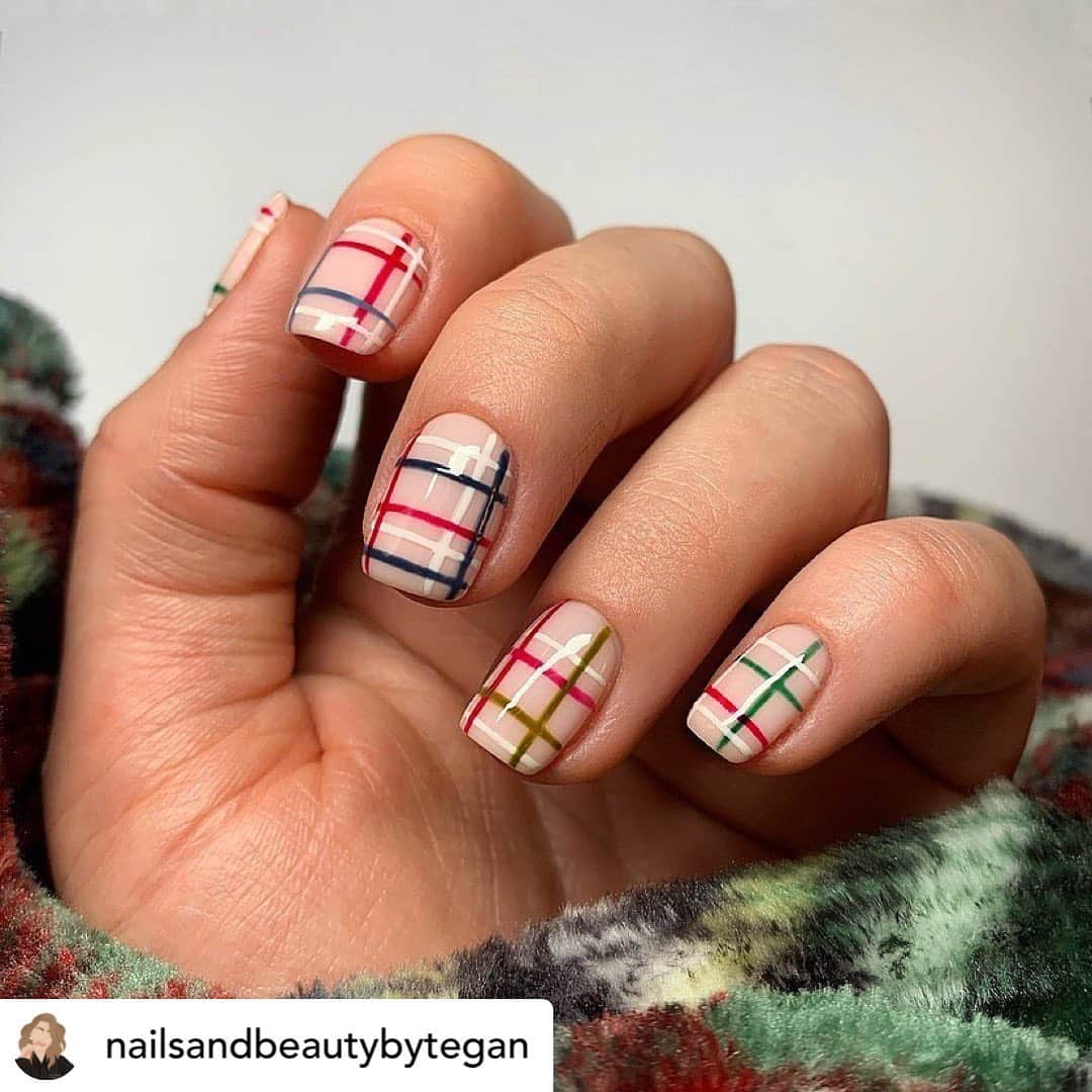 Nail Designsさんのインスタグラム写真 - (Nail DesignsInstagram)「Credit • @nailsandbeautybytegan I think this is my favourite set so far this season, or even to date! ❤️ • • Using: @the_gelbottle_inc and @navyprotools  Inspired by: @_by_shelley  • • • #nailartinspo #thegelbottle #thegelbottleinc #showscratch #scratchmagazine #nailart #nailsofinstagram #shortnailsdesigns #shortnailart #shortnails #nailitdaily #insponails #bumpmybusiness #isavedthis #alloutbeauty #thenailcollectionxo #nailspafeature #nailpro #sharingiscaring #salonchat #thenailhub #nailvibes #handpainted #handpaintednailart #abstractnails #autumnnails #autumnnailart #tartannails #negativespacenails #checkednails」11月17日 10時20分 - nailartfeature