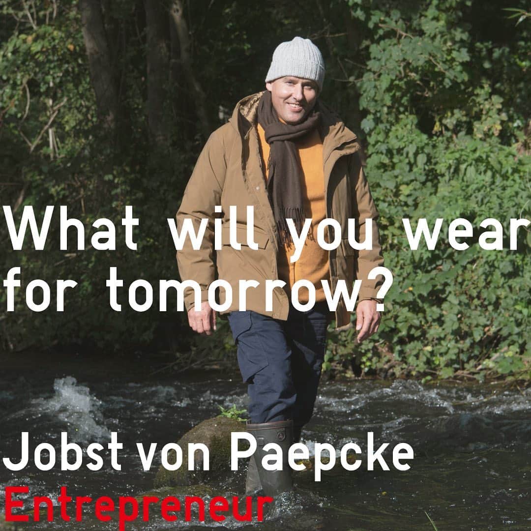 ユニクロさんのインスタグラム写真 - (ユニクロInstagram)「"What will you wear for tomorrow?  Jobst von Paepcke, an entrepreneur and an outdoor enthusiast, answers this question with regards to his lifestyle.  "When I am camping with my family, whatever we do, we take our time."  Learn more about him by swiping left.  @uniqlo_de #whatwillyouwearfor #tomorrow」11月17日 10時47分 - uniqlo