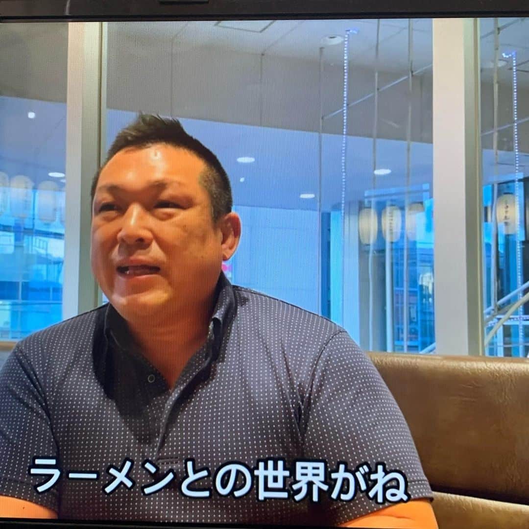 小路晃さんのインスタグラム写真 - (小路晃Instagram)「【必ず富山ブラックが食べたくなります】 YouTube配信 富山駅前　麺バルプライド、 ラーメンを作る裏側と 小路晃インタビューを 「5526ちゃんねる」さんに 撮って頂きました。 是非ご視聴お願い致します。 私はいまからブラックラーメンを食べます。(^｡^) 動画はコメント欄に貼って置きます #富山ブラックラーメン  #富山駅前グルメ  #富山駅前ラーメン  #PRIDE #男達のラーメン」11月17日 11時06分 - shoji74