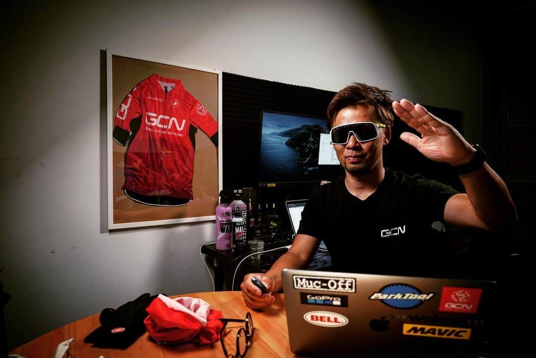 土井雪広のインスタグラム：「本日はある撮影を🥸  お楽しみに🤗  #gcn #castelli」