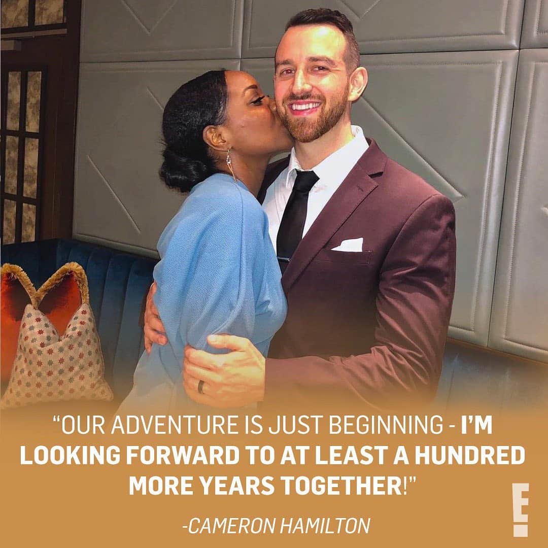 E! Onlineさんのインスタグラム写真 - (E! OnlineInstagram)「Lauren & Cameron fell in love, sight unseen, through a wall—and we can't even get a text back. Anywayssss, happy 2-year anniversary to this perfect #LoveIsBlind duo. ❤️(📷: Netflix/Instagram)」11月17日 12時17分 - enews