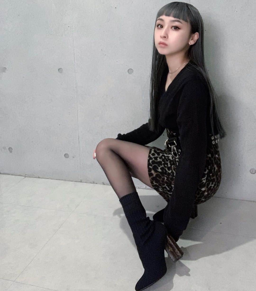 aoiのインスタグラム：「4回目の #レーザートーニング レポ📝　@sbeautyclinic #エスビューティークリニック で @dr.y.yumi 先生のもと施術していただいています！  元々色白なほうだけど、全体に透明感がでてきたような…？ 毛穴が引き締まってニキビができにくくなってる！マスクで肌荒れやばかったから本当に助かってます😭  #医療痩身 #アンチエイジング」