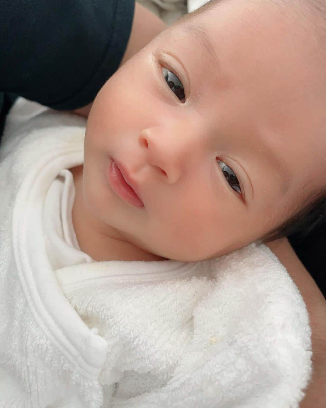 川崎希さんのインスタグラム写真 - (川崎希Instagram)「good morning🍼💓💓💓  #新生児 #ミルク」11月17日 12時47分 - kawasakinozomi