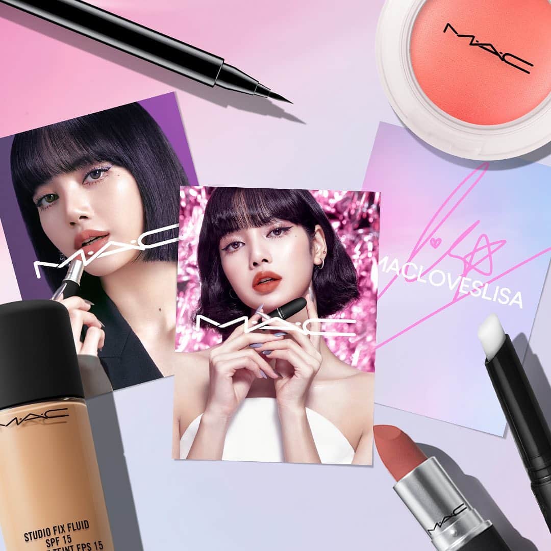 のインスタグラム：「【LISAプロモーション第1弾！！】 スタートまであと3日✨ 11月20日(金)～なくなり次第終了 #MACLOVESLISA  ㅤ 公式オンラインショップ、M·A·C全店*にて、対象製品を1点以上お買いあげで、「LISAビジュアルカード**」3種のうち、いずれか1種をプレゼント💖 ㅤ **M·A·C直営店、百貨店店舗限定 ※公式オンラインでご購入の際は、キャンペーンコード入力欄に「MACLISA」を入力してください。  ㅤ ＜LISAビジュアルカードについてご注意＞ ・数量限定のため、なくなり次第終了です。 ・３種のうちいずれか１種をプレゼントいたします。種類はお選びいただけません。 ・お1人様1会計につき1枚までまで (2製品以上購入でも1会計1枚のお渡しとなります。) ・お買い物の際は、ショッピングカートにプレゼント製品が表示されているかをご確認ください。ショッピングカートに表示されない場合は、在庫切れとなります。 ーーーーーーーーーーーーーーーーーー SPECIAL GIFT🎁 さらに公式オンライン限定で、お好きなM·A·C製品を税込5,500円以上お買いあげで、「キーチェーンミラー」をプレゼントいたします。 画像2枚目をチェック👉 *なくなり次第終了 *お1人様1会計につき1点まで *サイズ: 直径60mm ㅤ #MACCosmeticsJapan #MACCosmetics #MAC #MACコスメ #マックコスメ #コスメ#コスメ紹介#コスメ好き#コスメレポ #化粧品 #デパコス #コスメ部 #コスメマニア #メイク好き#メイク道具#美容大好き#美容好き#トレンドメイク#秋メイク#冬メイク#メイクテク#キラキラメイク#キラキラ#アイメイク#アイシャドウ#アイライナー#トレカ#ポスカ」