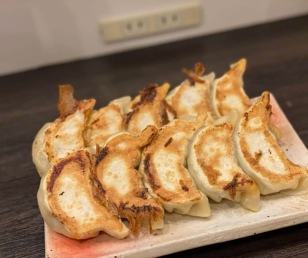 ロシアン佐藤のグルメインスタ