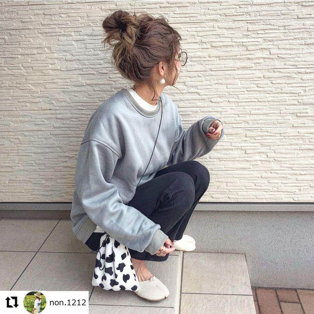 GRLさんのインスタグラム写真 - (GRLInstagram)「【👆画像をタップすると購入できるよ👆】 @aiko.01234 さん @_a03man_ さん @non.1212 さん @nana27chan さん @immoeg さん @arsk729 さん @callme_cana さん @wear___tomo さん @lilylil1220 さん @yoahiru.w さん にGRL商品着用して頂いております💕 ありがとうございます✨ . @grl_official #グレイル #grl #プチプラ #ootd #fashion #プチプラコーデ #outfit #ファッション #可愛い #かわいい #コーデ #コーディネート #cute #大人カジュアル #カジュアルコーデ #ケーブル編みニット #2wayバッグ #裏起毛スウェット  #おうち時間 #おうちコーデ」11月17日 13時17分 - grl_official