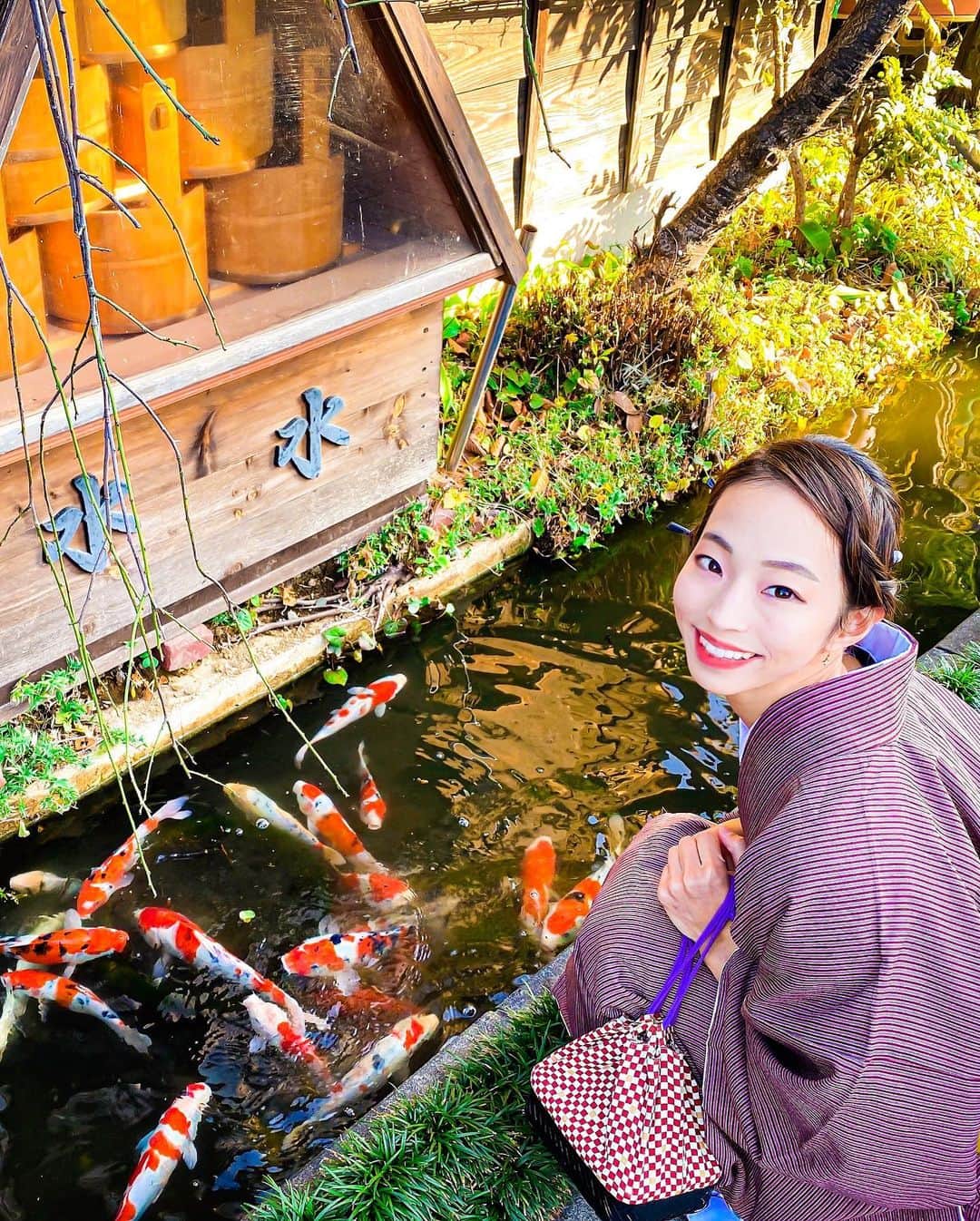 野口啓代のインスタグラム：「Carp…♡  いいなぁ鯉かわいいなぁ🎏 家の庭で鯉って飼えるのかなぁ?」