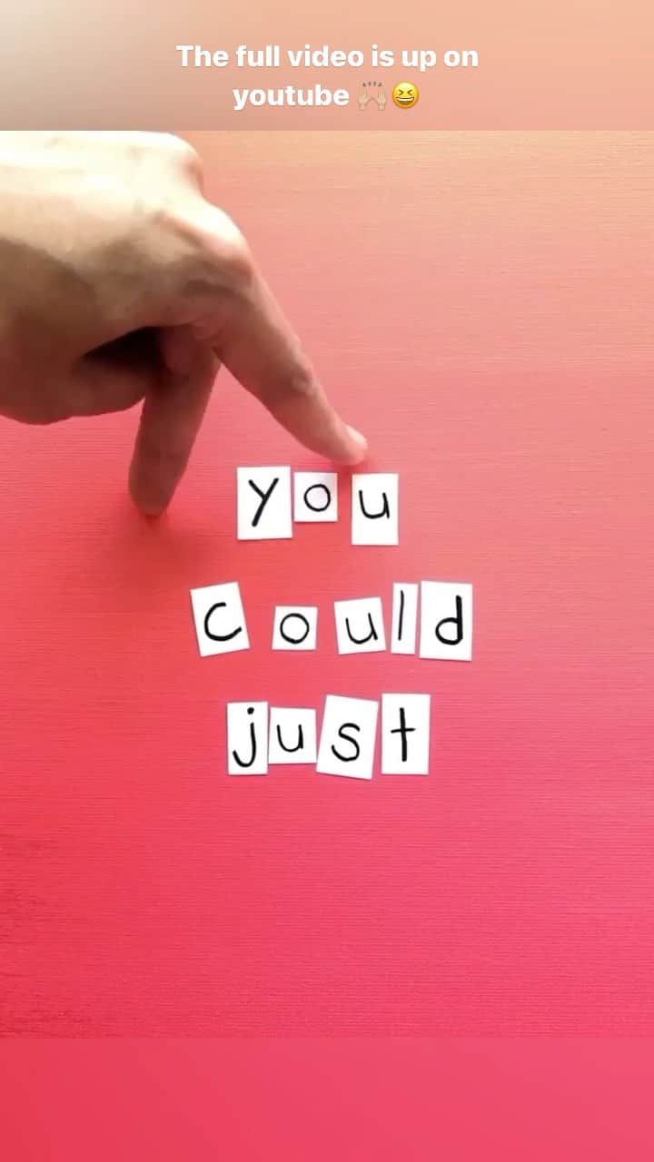 のインスタグラム：「Hand cameo in my new music video!  I would be so grateful if you would go and watch it from my youtube channel because my music videos tend to get buried underneath youtube algorithms and more views in the first week means algorithms might actually send this out to my subscribers! ❤️🙌🏼 link to my youtube channel is in the profile @katmcdowell」