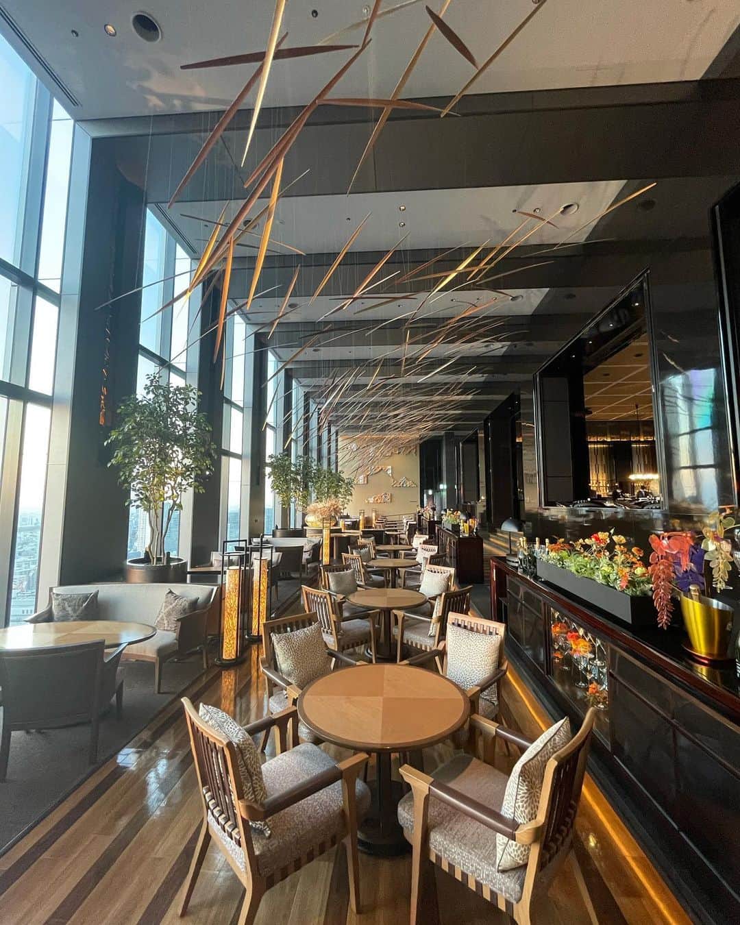 Table 9 TOKYO のグルメインスタ