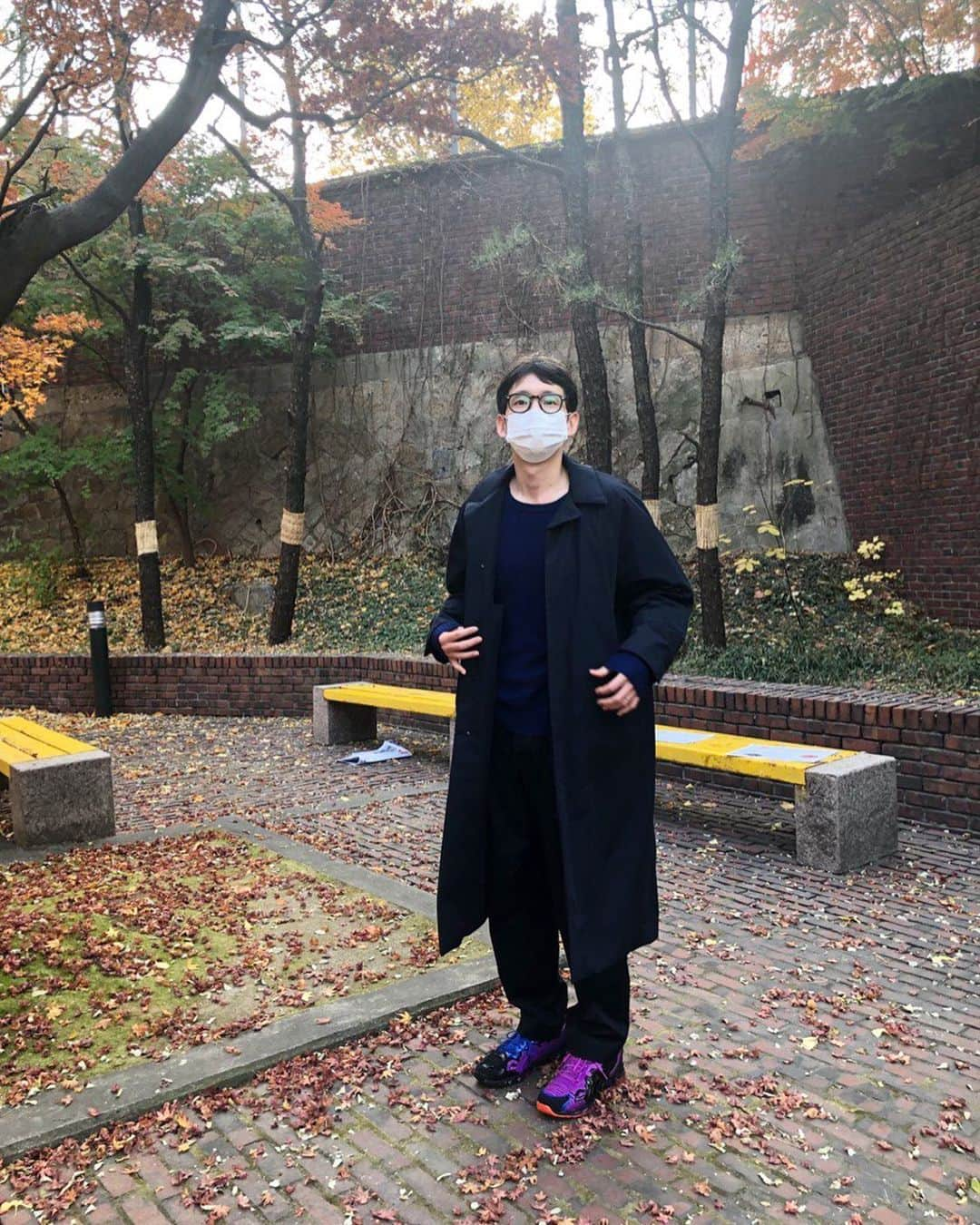 ポン・テギュさんのインスタグラム写真 - (ポン・テギュInstagram)「미세먼지.. 😫」11月17日 16時38分 - taegyu_bong