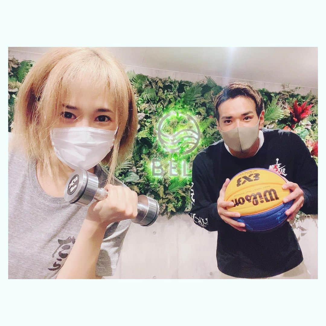 蒼井そらのインスタグラム：「名言 【上がらないお尻は無い】  脱産後体型の為に1ヶ月ほど前からパーソナルトレーニングに通っている。  #bodymake #ボディメイク #パーソナルトレーニング #産後体型戻し #産後1年半にして #本気を出してる」