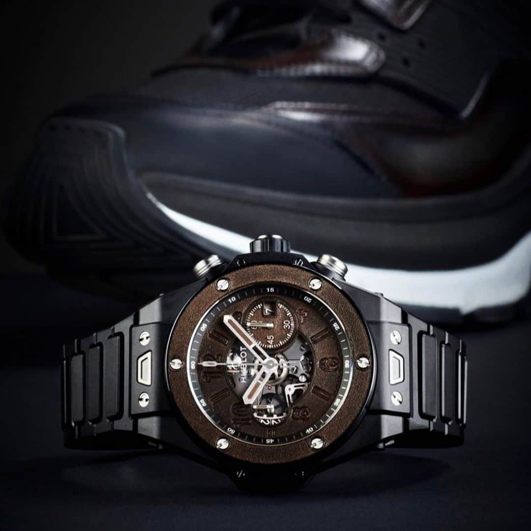クリスヴァンアッシュのインスタグラム：「COLLABORATED WITH @HUBLOT ON A LIMITED EDITION OF THE BIG BANG UNICO / 100 PIECES / COLD BROWN VENEZIA  @BERLUTI  #berluti #hublot #bigbangunico #watches #krisvanassche」
