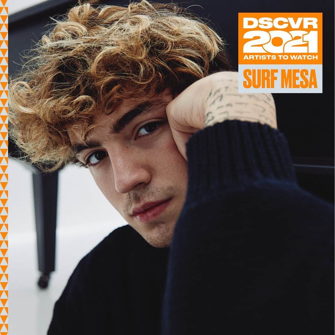 Vevoさんのインスタグラム写真 - (VevoInstagram)「If @surfmesa puts out a song, you know it's gonna slap! Watch his #DSCVRATW2021 performances of viral hit "ily (i love you baby)" and "Somewhere" ft. @gusdapperton on vocals 🔥 ⠀⠀⠀⠀⠀⠀⠀⠀⠀ ▶️[Link in bio] #SurfMesa #ILY #Somewhere」11月18日 3時11分 - vevo