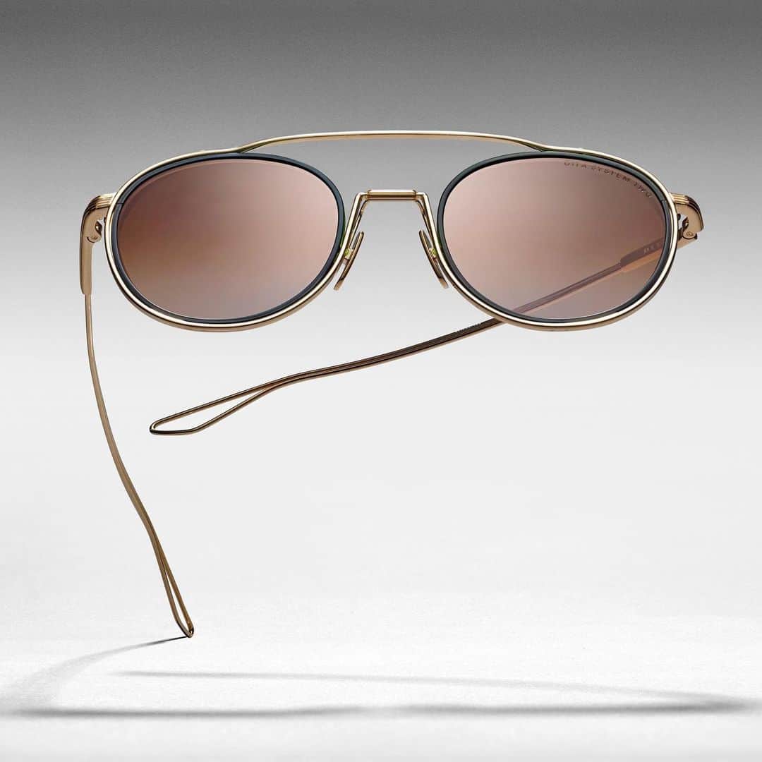 ディタのインスタグラム：「Employing a linear titanium exoskeleton that wraps seamlessly around titanium-cupped lens rims, an achievement of mechanical elegance is born in the System-Two. #DITAeyewear #SystemTwo #DITA」