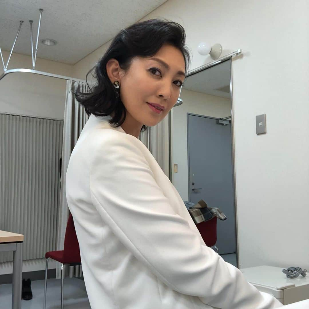 田中美里さんのインスタグラム写真 - (田中美里Instagram)「おつかれさまでした！  #hairstyle  #アシンメトリー  #ルーヴルドーアンバサダー」11月17日 19時05分 - misatotanaka77