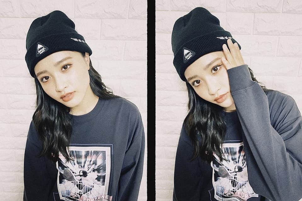 のインスタグラム：「WHT😶」