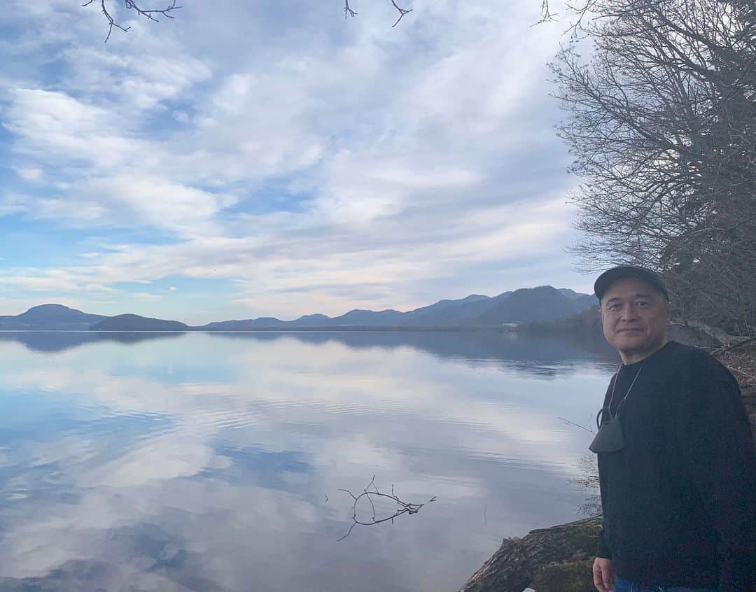 川辺ヒロシのインスタグラム：「根室落石海岸から屈斜路湖〜網走へ 観たこと無い景色の連続にひたすら圧倒される」