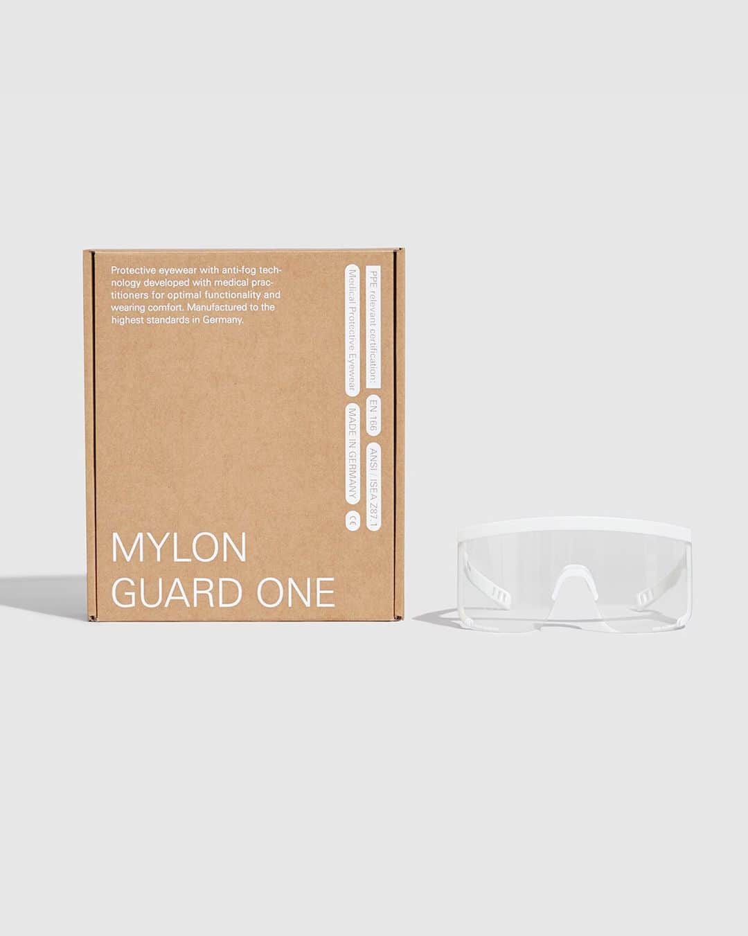 MYKITAさんのインスタグラム写真 - (MYKITAInstagram)「MYLON GUARD ONE – multi-purpose protective eyewear with anti-fog technology. PPE certified and manufactured to the highest standards in Germany.  Available now in store and online. __ #mylonguardone #safetyglasses #protectiveeyewear #ppe  #slsprinting #3dprinting」11月17日 19時27分 - mykitaofficial