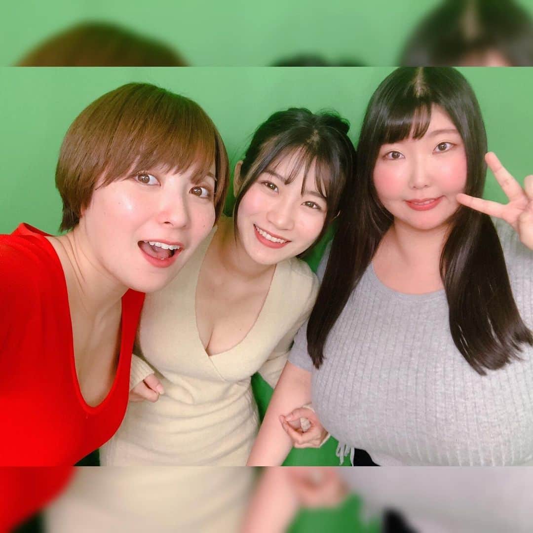 のインスタグラム：「一昨日は撮影会 昨日はティップスターありがとうございました✨👌  楽しい2日間だった😆  ローモバではギルド共闘戦始まり！  ゲームにギャンブルにファンと好きな事に溢れてる日々😉❣️  楽しい事も疲れはするので今日はまったり☕️  おでん食べた季節になったね美味しかった〜！！」