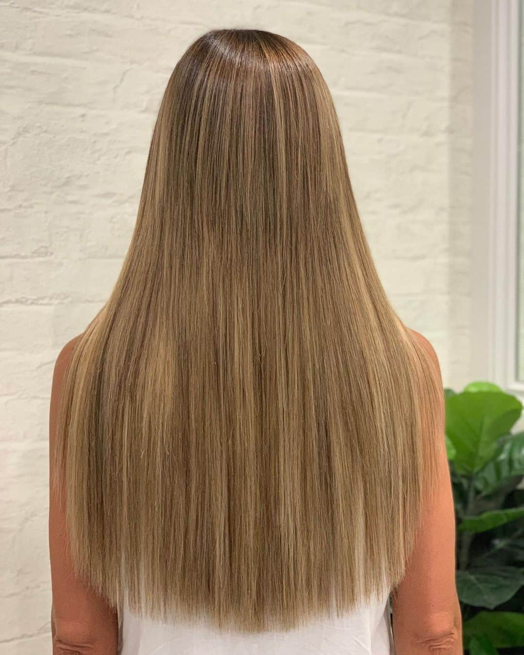 シャーニ・ヴィンソンさんのインスタグラム写真 - (シャーニ・ヴィンソンInstagram)「Massive #TransformationTuesday with the best in the biz @showoff_hair #goldilocks #mermaidhair #summervibes #longhairdontcare #hair #hairtransformation #extensions」11月17日 20時01分 - sharnivinson