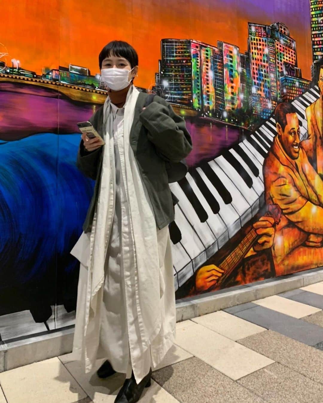 水戸悠夏子さんのインスタグラム写真 - (水戸悠夏子Instagram)「TADAYOIの近所のデューク・エリントンと。 tac:tacのコートの上にミリタリーのライナーを重ねて暖か◎」11月17日 19時59分 - mitoyukako