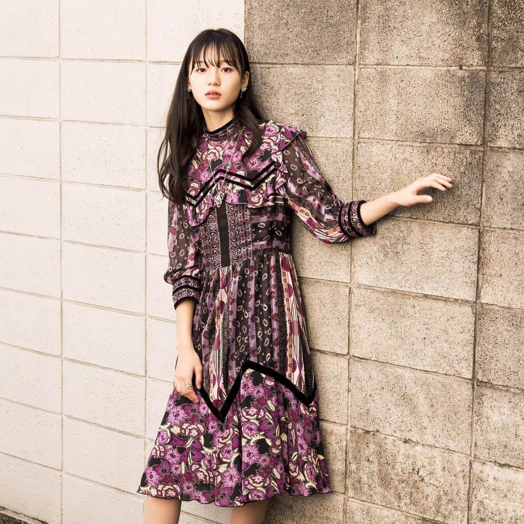 のインスタグラム：「. ｢ANNA SUI｣ ・ ・ お洋服もアクセサリーも可愛くて 楽しかったです🌷 ・ ・ @annasui @annasui_japan  #annasui #アナスイ  #花田姫佳」