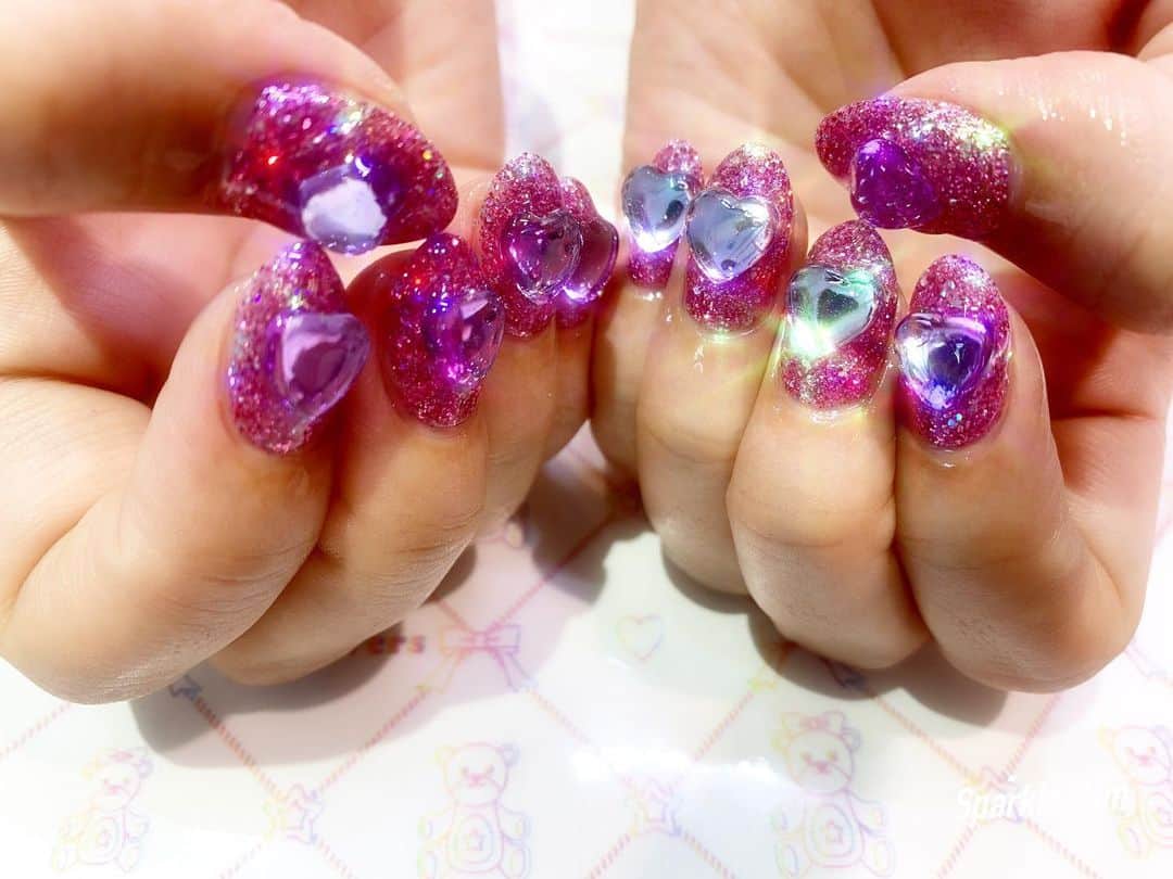 mamijinguのインスタグラム：「@candymiiiki   みきちゃんの新しい💅💜  #jillandlovers #nail #nailart #paragel #gelneil#gel #ネイル #ネイルアート #me #look #love #かわいい」