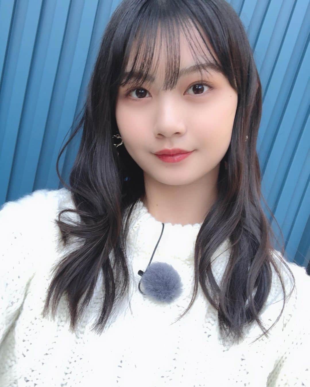 安村真奈のインスタグラム：「・ 11/21(土)9:25～放送﻿ KKTくまもと県民テレビ「サタココ」さんに出演させていただきます！﻿ ﻿ 初めてロケに行ってきました～！﻿ マイクのフワフワもつけてもらいました😂﻿ 放送される地域は限られてしまいますが、ぜひご覧ください📺❤️﻿」