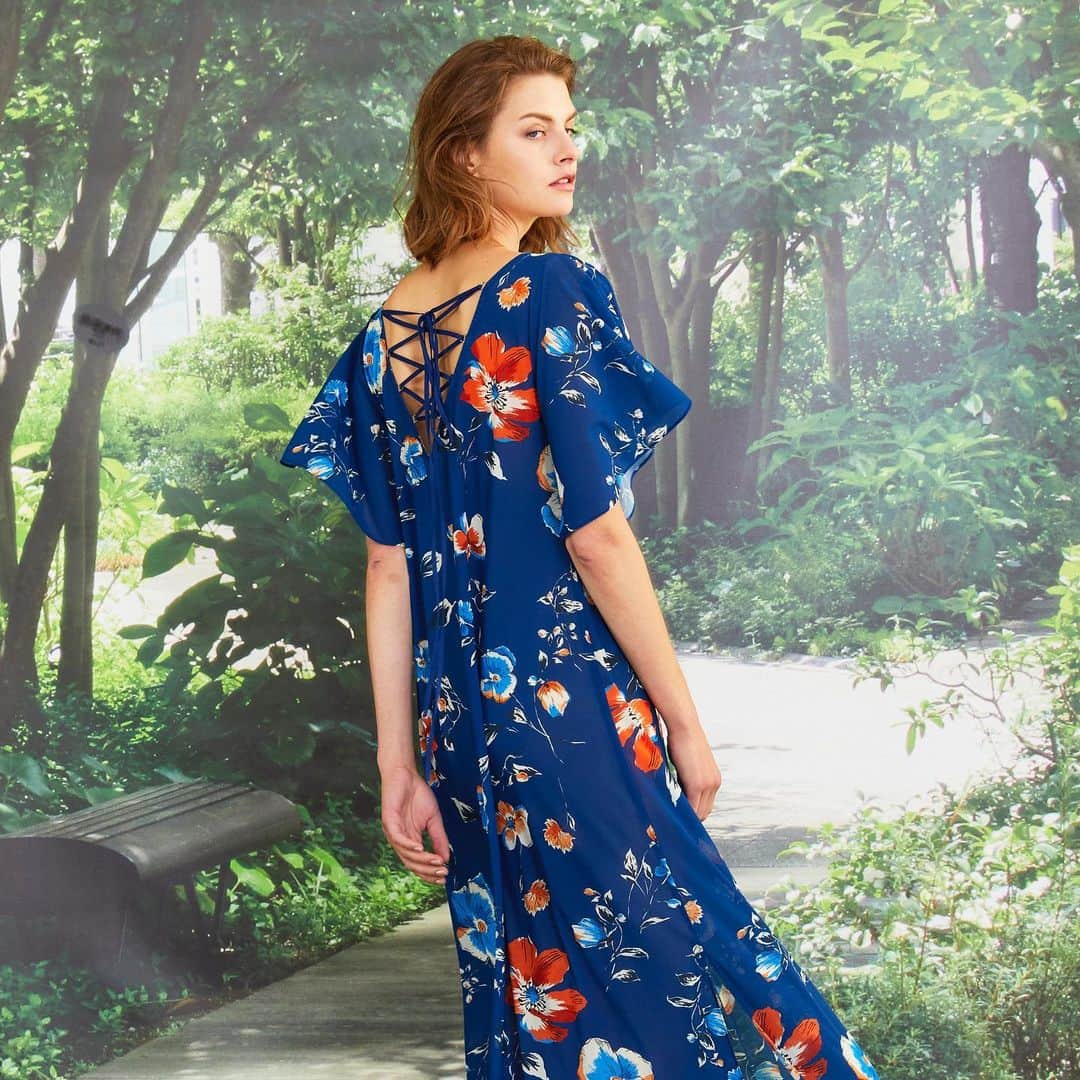 資生堂 さんのインスタグラム写真 - (資生堂 Instagram)「YUKI TORII @yukitorii_official  SPRING SUMMER COLLECTION 2021  Hair: #hironoriirie (入江 広憲) Makeup: #keikosunakawa (砂川 恵子)  #yukitorii  #yukitoriiinternational  #shiseidohma  #tokyo  #東京  #japan  #backstage #fashion  #beauty  #fashionphotography #ファッション #ビューティー  #ヘアメイクアーティスト  @sabfa_official  @cledepeaubeaute  @shiseidopro_jpn」11月17日 20時55分 - shiseido_hma