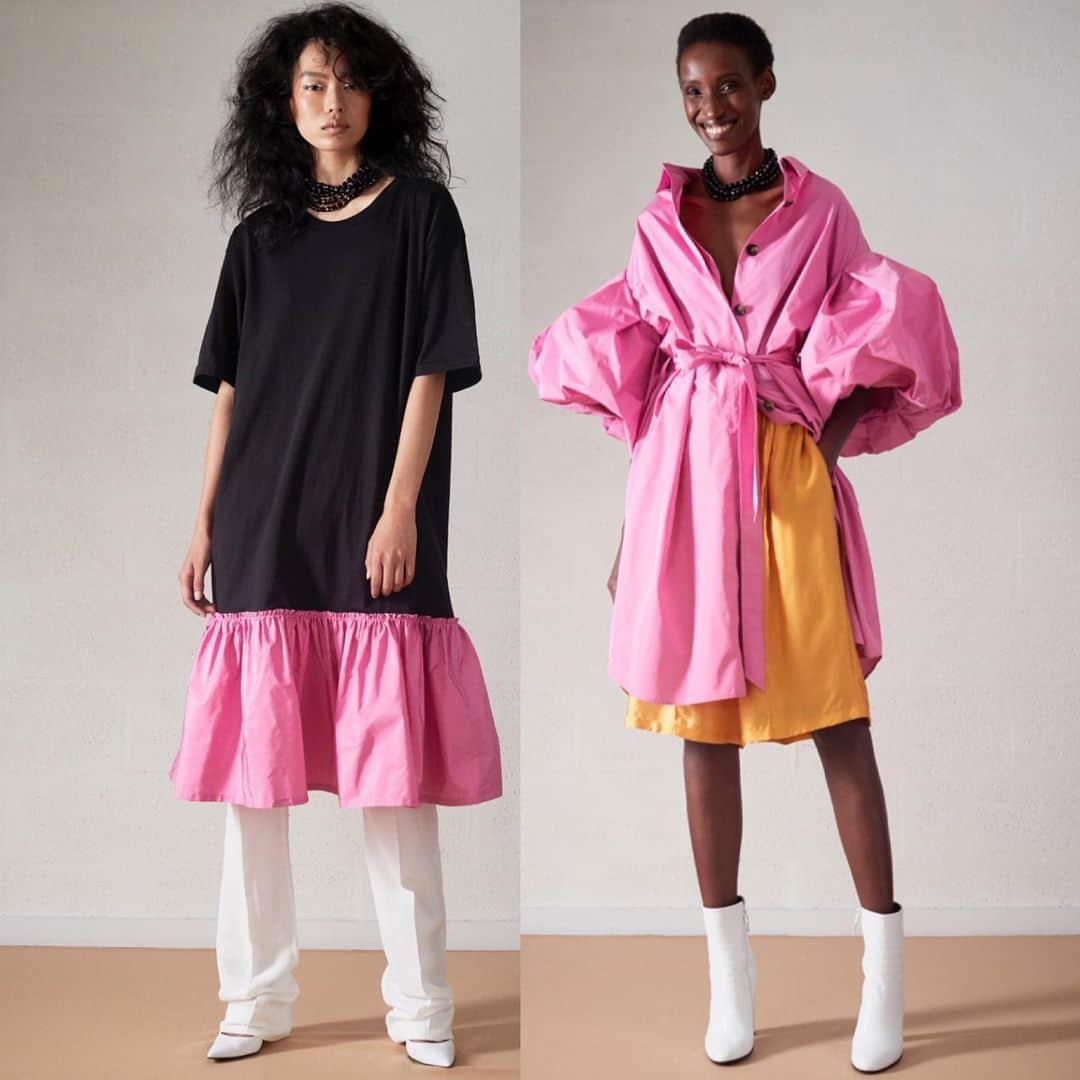 ルッツさんのインスタグラム写真 - (ルッツInstagram)「on the left a T-Shirt in organic cotton with a hem in washable taffetas over white cotton/linen pants, on the right a housecoat in taffetas over a pyjama short in washable satin, both are perfect to fall asleep on the couch in front of the television or to go out and get slightly (or utterly) tipsy on margaritas in your favourite bar (or just any old bar hehe)  They're out in January as part of #lepyjamarose 🦄 Photo @francescobrigidaphoto Make Up @tomsapin @acm_mkp for  @maccosmeticsfrance @maccosmetics Hair @tommarcireau  ❣️😘」11月17日 21時05分 - lutz_huelle_paris