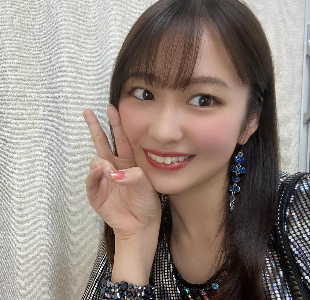 野中美希さんのインスタグラム写真 - (野中美希Instagram)「本日もこちらの衣装☺️ #純情エビデンス J-MELOの収録でした 世界中のみなさんに届け〜🌏 1日おつかれさまでした◎ . Today’s costume☺️ @ J-MELO I hope this song reaches to many people around the world🌏 How was your day?◎ . #JMELO#helloproject#morningmusume20#野中美希#ちぇる#着慣れてきた#きらきら衣装#✨」11月17日 21時28分 - miki_nonaka.official