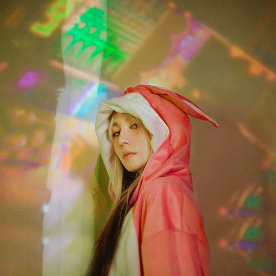 孫尤安（YoannaS）さんのインスタグラム写真 - (孫尤安（YoannaS）Instagram)「✨11/20✨ #NeonSoul」11月17日 22時36分 - yoannasun