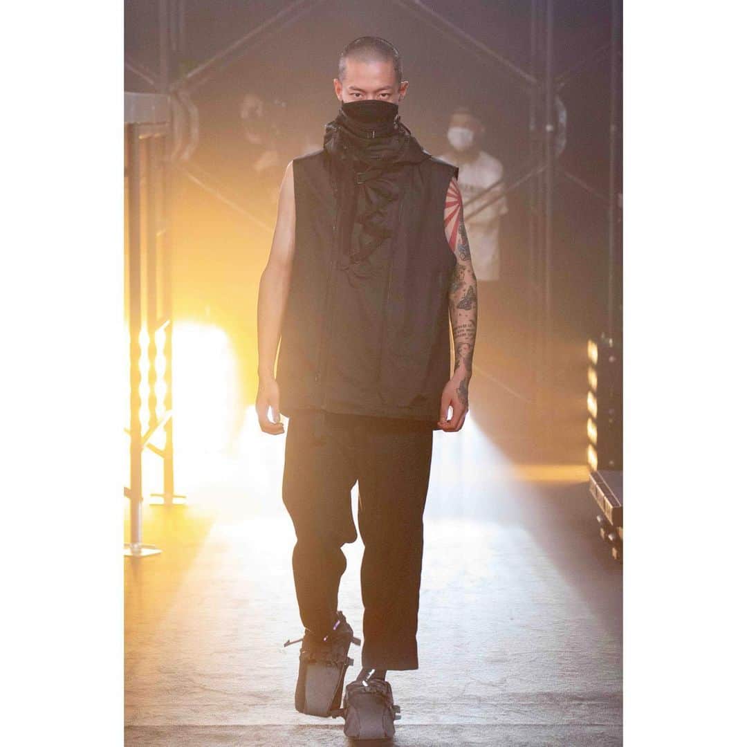 ミーンズワイルのインスタグラム：「[SS21 Collection “ERROR”]」