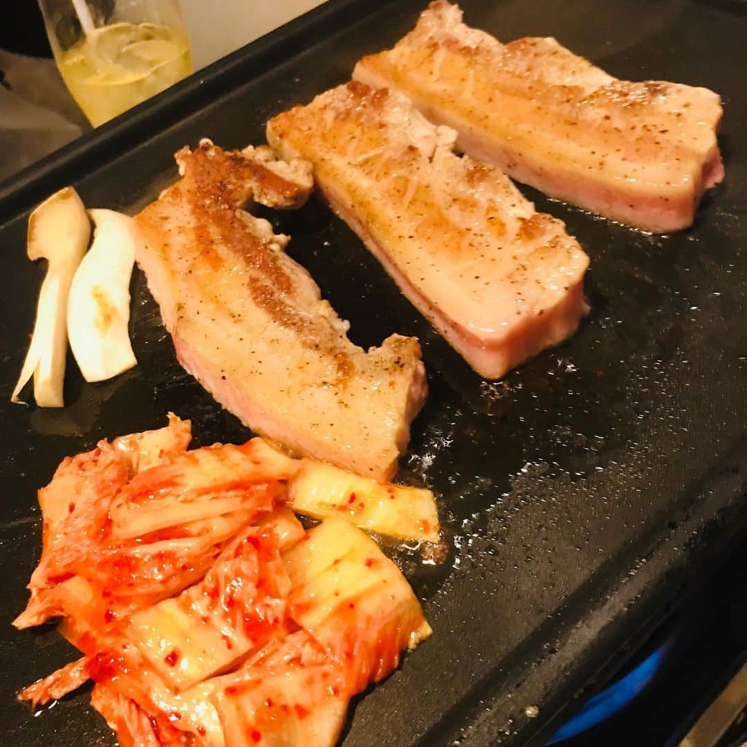 Q太郎さんのインスタグラム写真 - (Q太郎Instagram)「#さいたま市#浦和区#elan#エラン#仕事前に#食事#韓国料理#サムギョプサル#ユッケジャンスープ#石焼ビビンパ#たまごスープ#野菜チヂミ#アボガドキムチ」11月17日 23時11分 - qtaro.jun