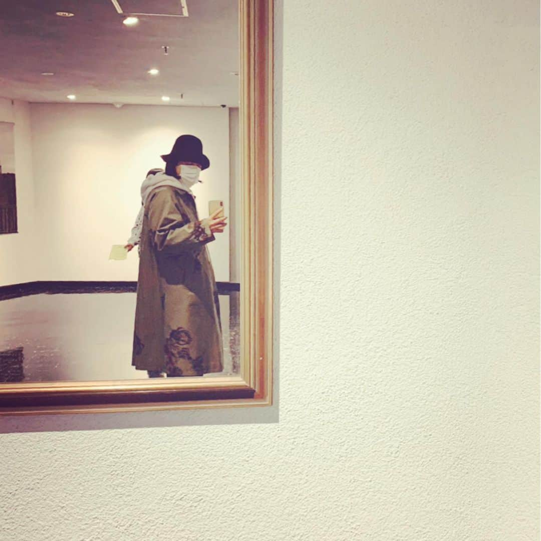 祐真朋樹さんのインスタグラム写真 - (祐真朋樹Instagram)「Journey of the heart  @lanvincollection  @caban.jp  @jantje_ontembaar  @katorishingo_official  @shoto_museum  #後藤克芳  #現代美術  #popart  #theflyingburritobrothers  #nudiesuit  @stadium_and_kenzotange  @kenzo.tange  #香川県庁舎  #小堀遠州  #綺麗さび  @aman_tokyo  @gqjapan  @casabrutus  #miraclecloset  #georgejensen  #染め付け  #琥珀エビス  #平安神宮  @marni  @stsukezane」11月17日 23時58分 - stsukezane