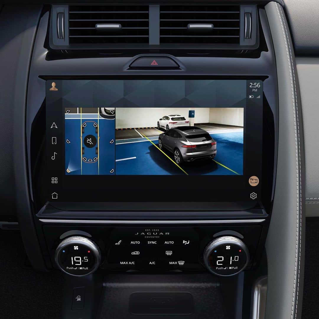 Jaguarさんのインスタグラム写真 - (JaguarInstagram)「#Jaguar #EPACE's #PiviPro infotainment - accessed through a new curved glass 11.4-inch touchscreen - is x3 brighter and 48% larger than the previous screen. Clarity is significantly improved while the simplified menu gives access to 90% of tasks from the homescreen in two taps or less.   #Premium #Luxury #Performance #SUV #EV #PHEV #MHEV #Hybrid #AWD #ElectricCars #InteriorDesign #Technology #CarsofInstagram」11月18日 0時00分 - jaguar