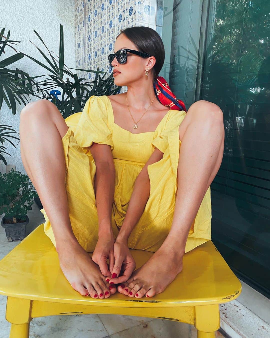アガサ・モレイラのインスタグラム：「💛」
